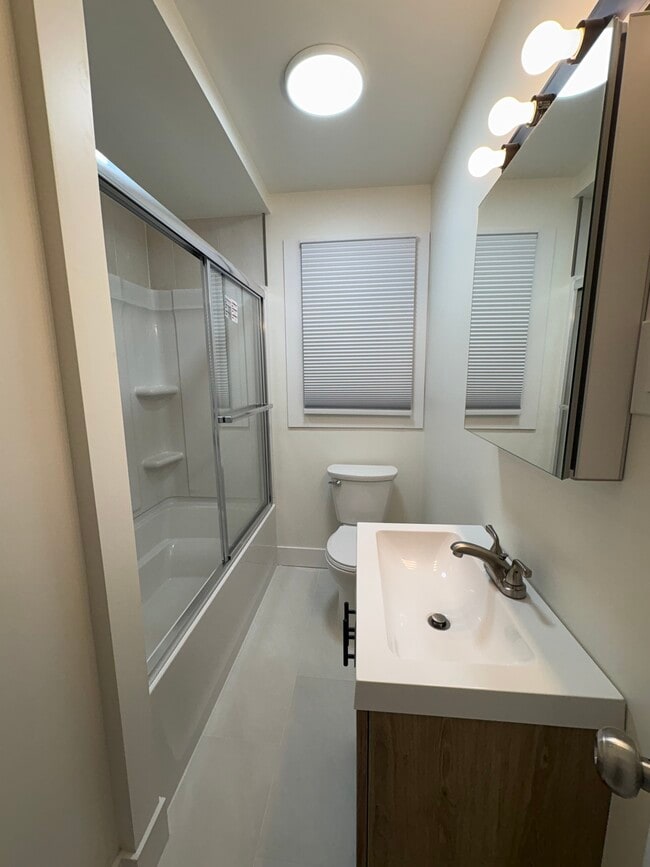 Photo - 193 Jerome Ave Unit 1st floor