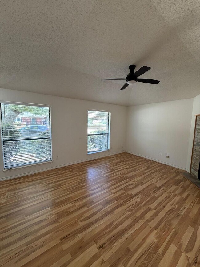 Photo - 3006 Post Oak Dr Unit 3006