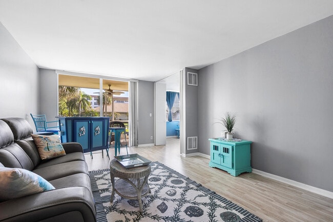 2525 Florida Blvd Unit 130