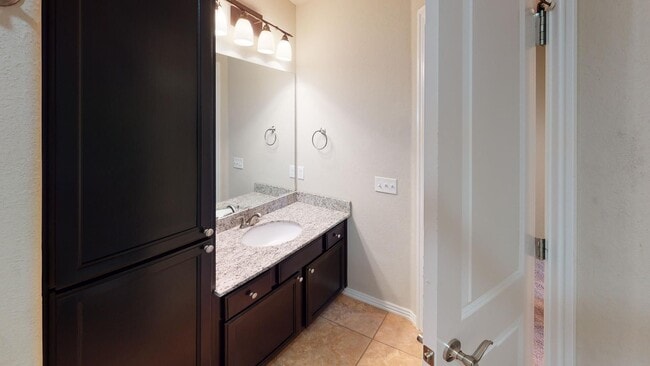 Photo - 2723 W Shasta Rd