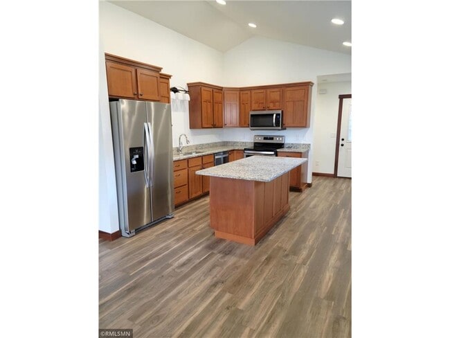 Photo - 3507 Sevenoaks St