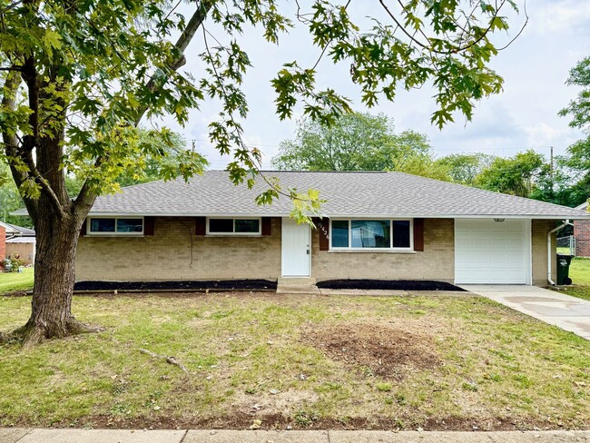 Building Photo - 4426 Lesher Dr Rental