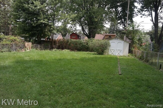2930 N Connecticut Ave