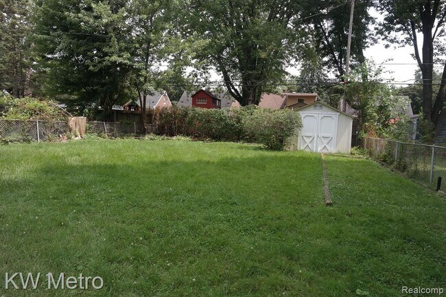 Photo - 2930 N Connecticut Ave