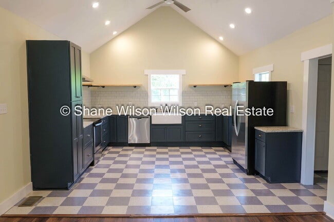 Photo - Classic Charm Meets Modern Living – Remodeled 4 BR Home in Dalton!