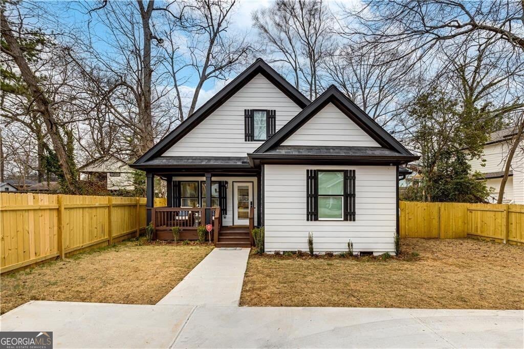 Photo - 551 Woodrow Ave