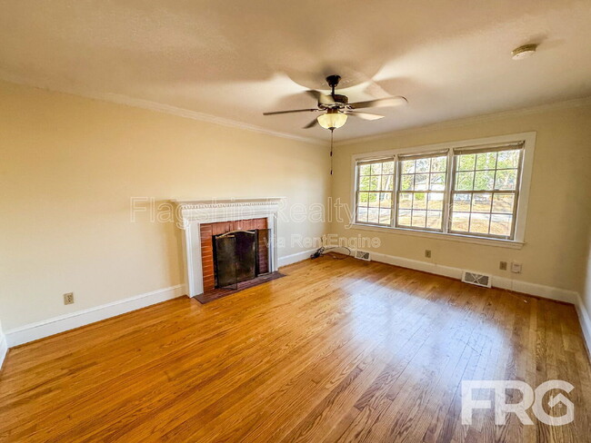 Photo - 2501 Jefferson Dr