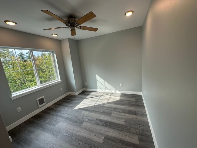Photo - 3501 Sussex Dr