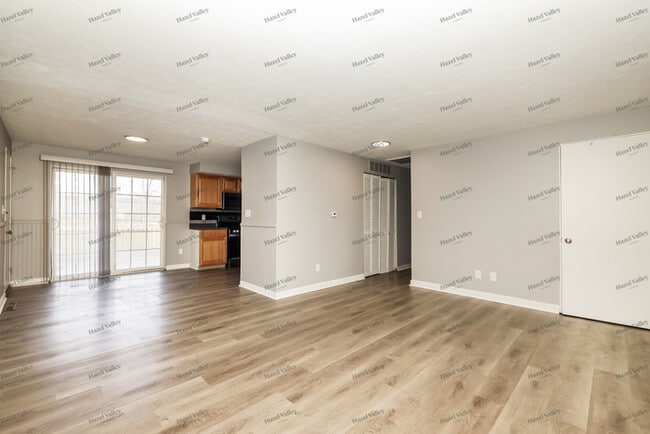 Photo - 705 Peach Orchard Dr