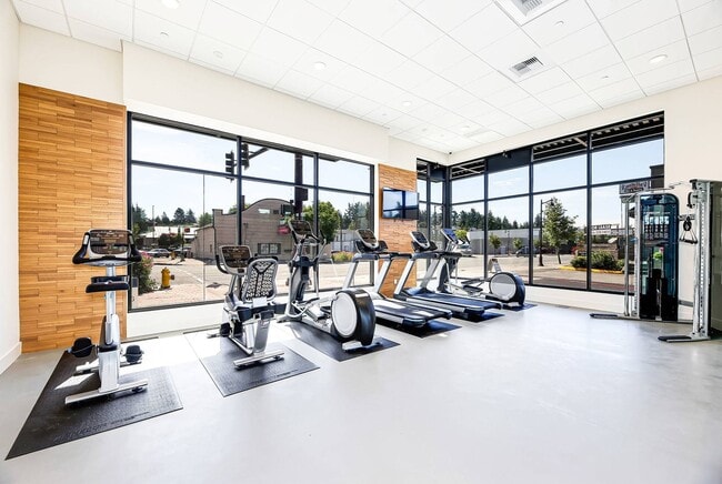 Gimnasio - Green Leaf Shoreline