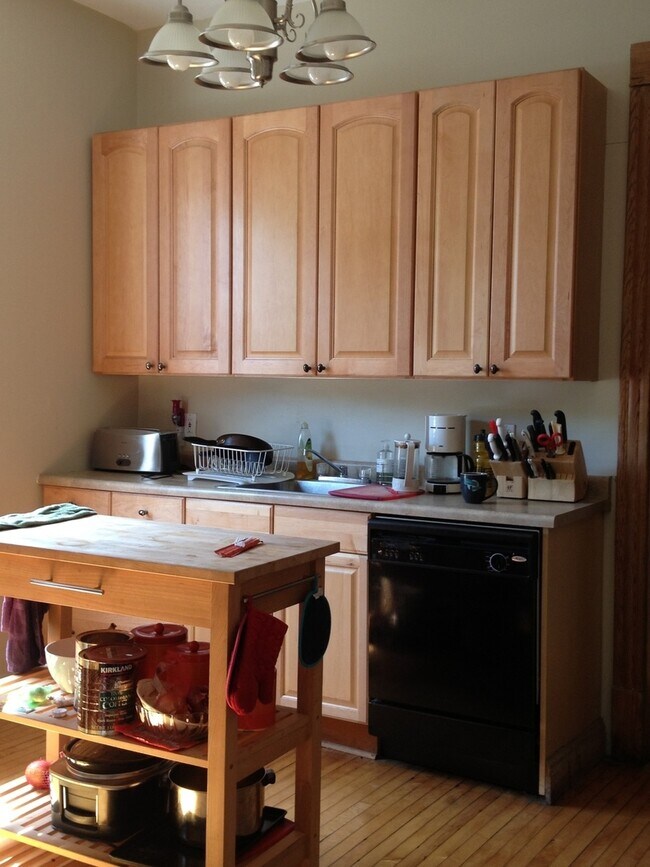 Photo - 3448 W Drummond Pl Unidad 2