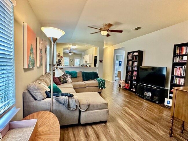 Photo - 1913 Brentwood Dr