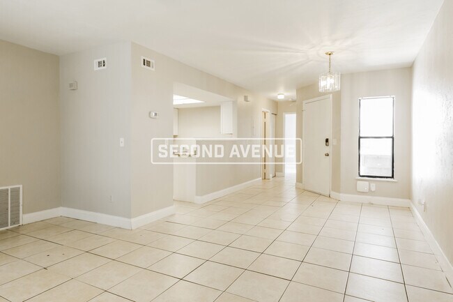 Photo - 1163 Bayshore Dr N