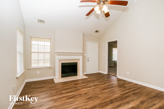 Photo - 115 Kendall Ln