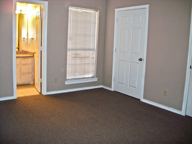 Photo - 112 Obrien Ct