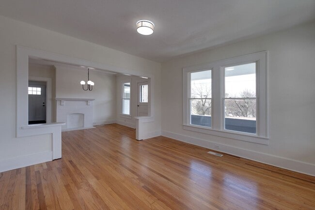 525 Terrell St
