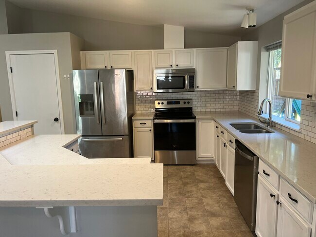 Photo - 1806 192nd Ave Ct SW