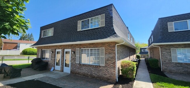 Building Photo - 1416 Missouri Ave