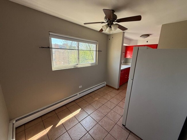 Photo - 1657 W Farwell Ave Unit 3C