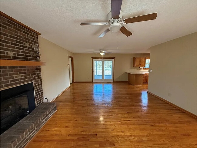 Photo - 3 Bedroom 2 Bathroom