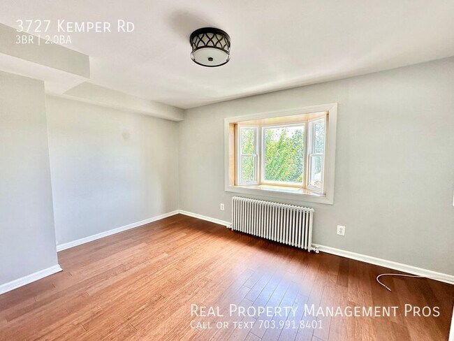 Photo - 3727 S Kemper Rd