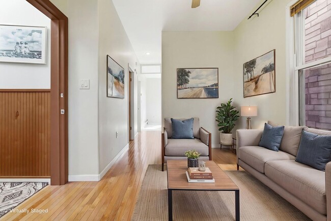 Building Photo - 470 Mallory Ave