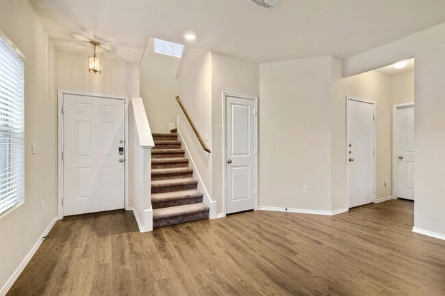 Photo - 7300 Dungarees Wy