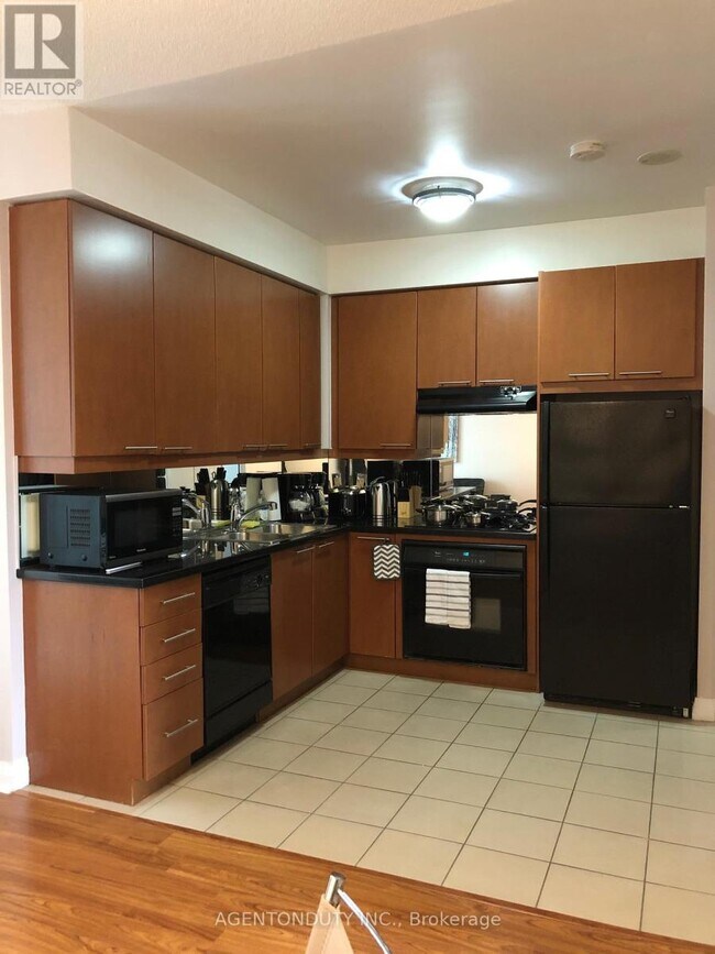 Photo - 1121 Bay St. Unit 701