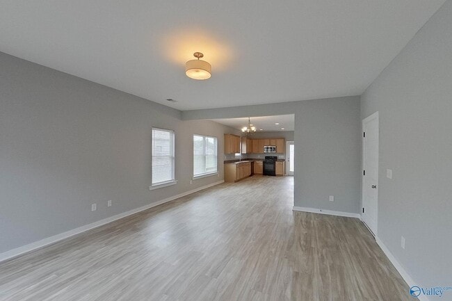 520 White Oak Cir