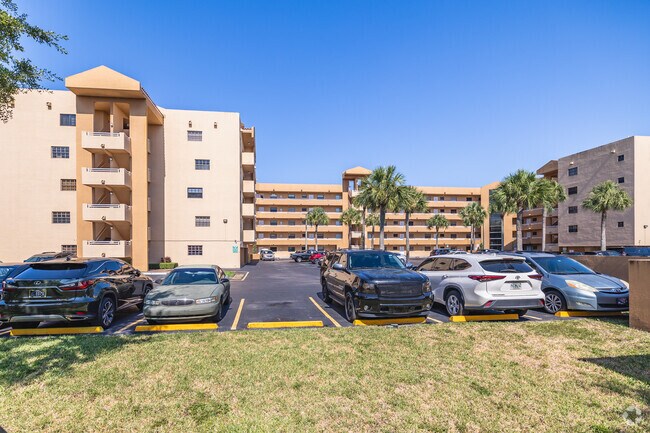 Photo - Celebrity Point Condos