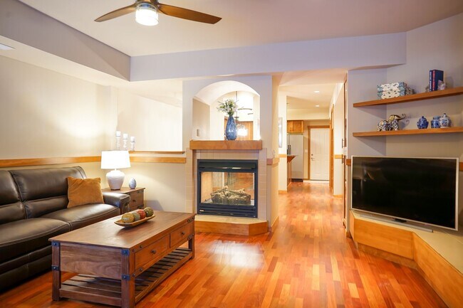 Photo - Executive Townhome - Walking distance to C...