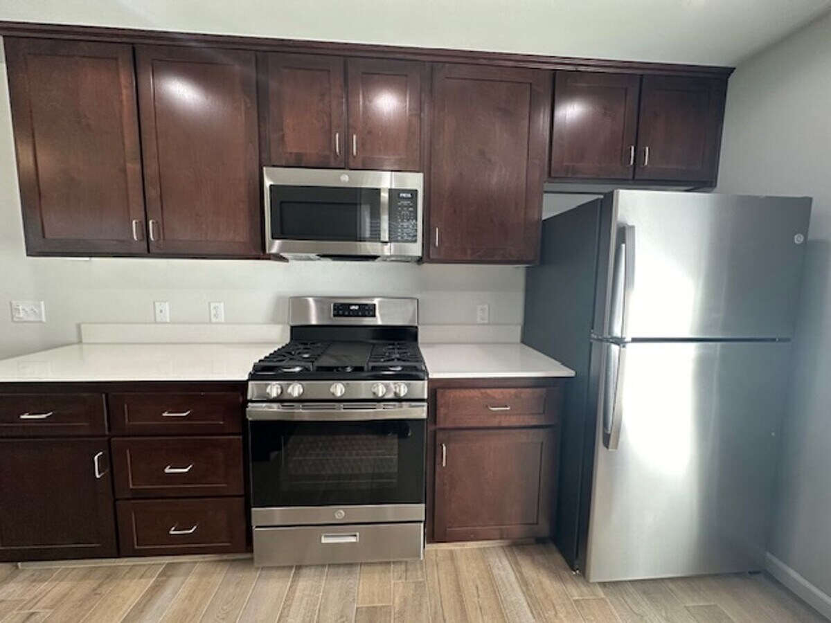Photo - 2404-2404 Oakmont Cir Unit 2398
