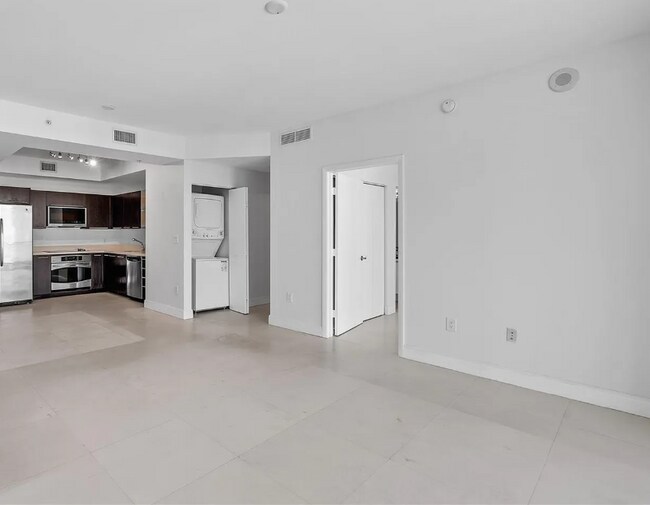 Photo - 90 SW 3rd St Unit 3202