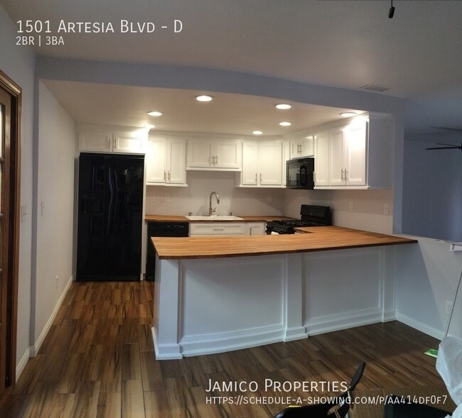 Building Photo - 1501 Artesia Blvd Unit D