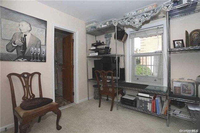 Photo - 1392 Old Northern Blvd