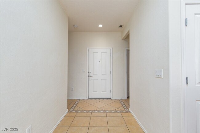 Photo - 7628 Fieldfare Dr