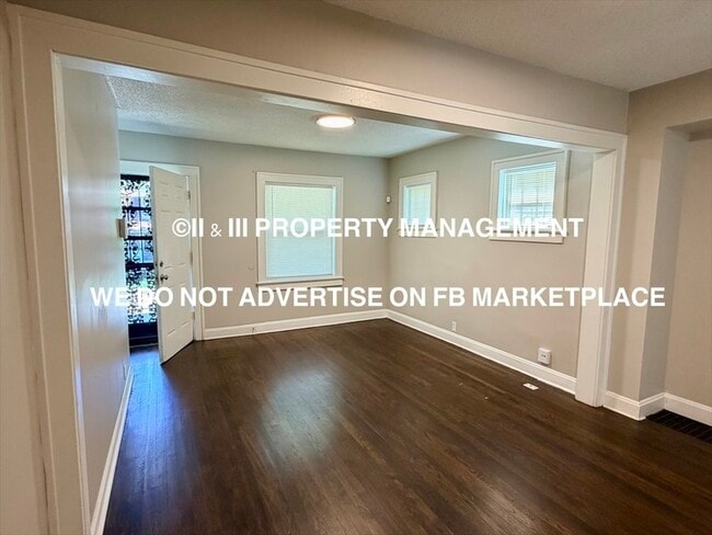 Photo - 3032 Elmwood Ave