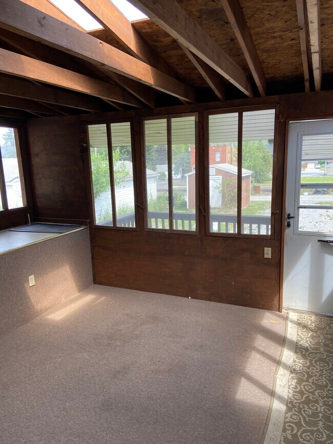 3307 3rd Ave Townhome For Rent in Koppel, PA