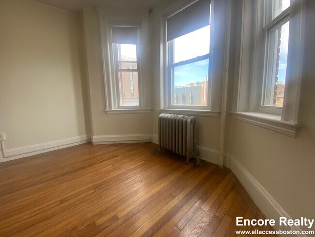 Photo - 1175 Boylston St Unit 24