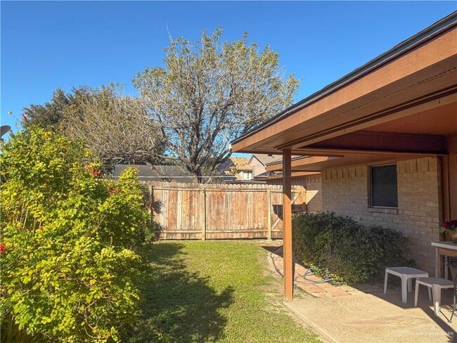 Photo - 5 Ichabod Ln