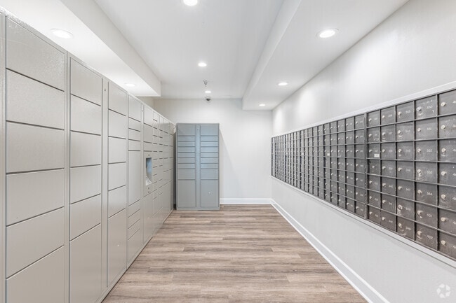 Mail Center