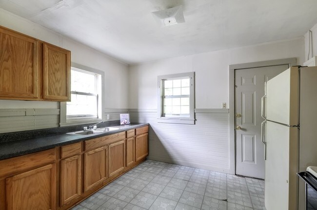 Nice 1 Bedroom Available Now For Move In Apartment Rent Photo Nice 1 Bedroom Available Now For Move In Rental