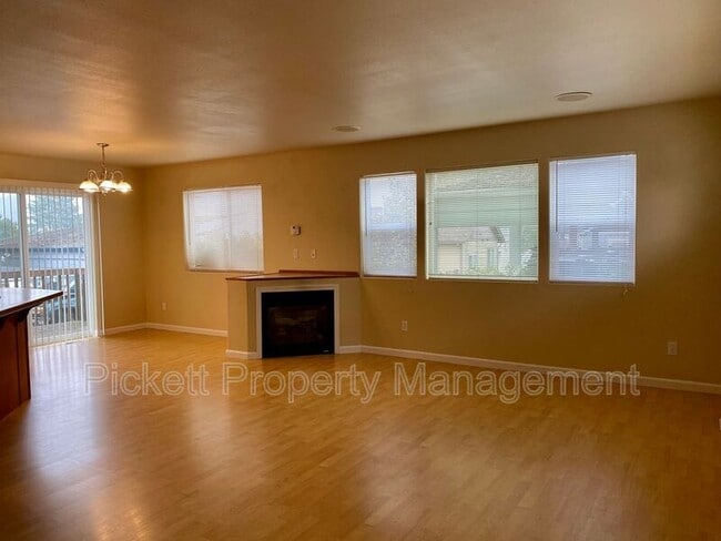 Photo - 1118 Park Ave