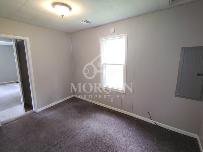 Photo - 2112 E Purdue Rd
