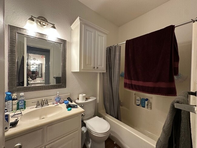 Photo - 1900 S 16th St Unidad A