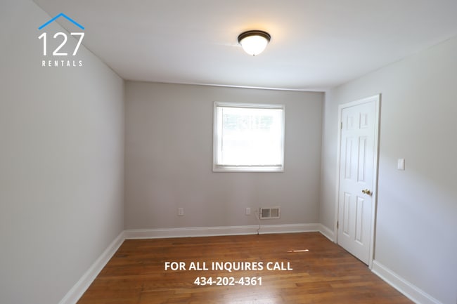 Photo - 3 Bedroom Unit with Electric and Water Utilities Included!! Unidad Upper