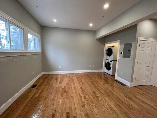 Photo - 71 Pearl St Unit 1