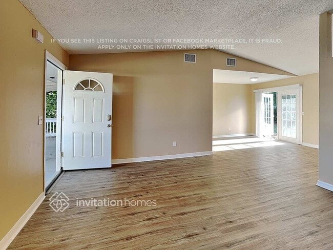 Photo - 7509 N St Peter Ave