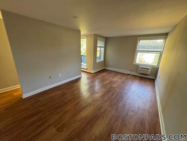 Photo - 12 Lawrence St Unit D