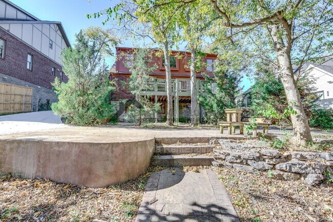 Photo - 502 32nd Ave S